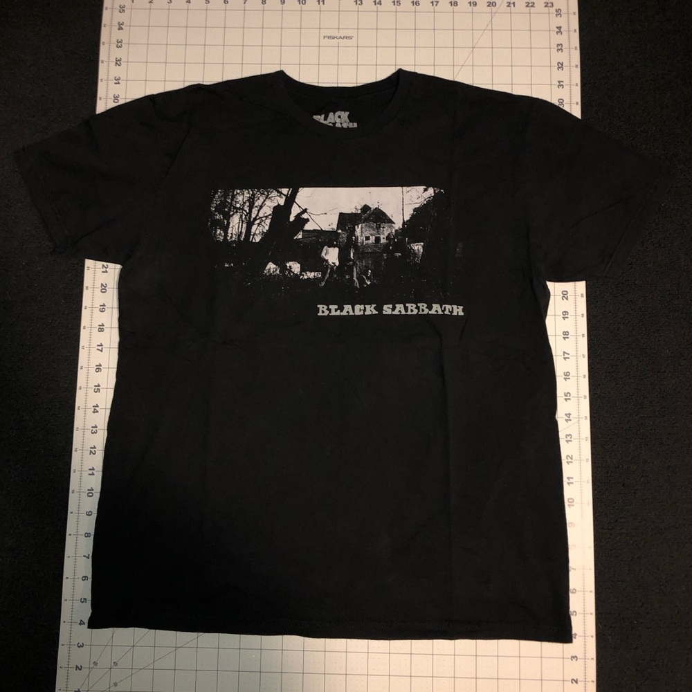 Black Sabbath (band). Size XL. Black Short Sleeve Shirt.